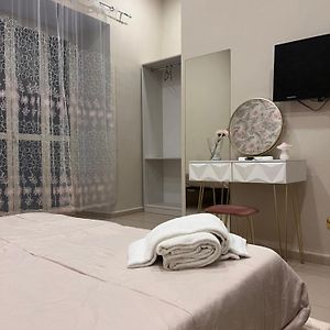 International Hotels